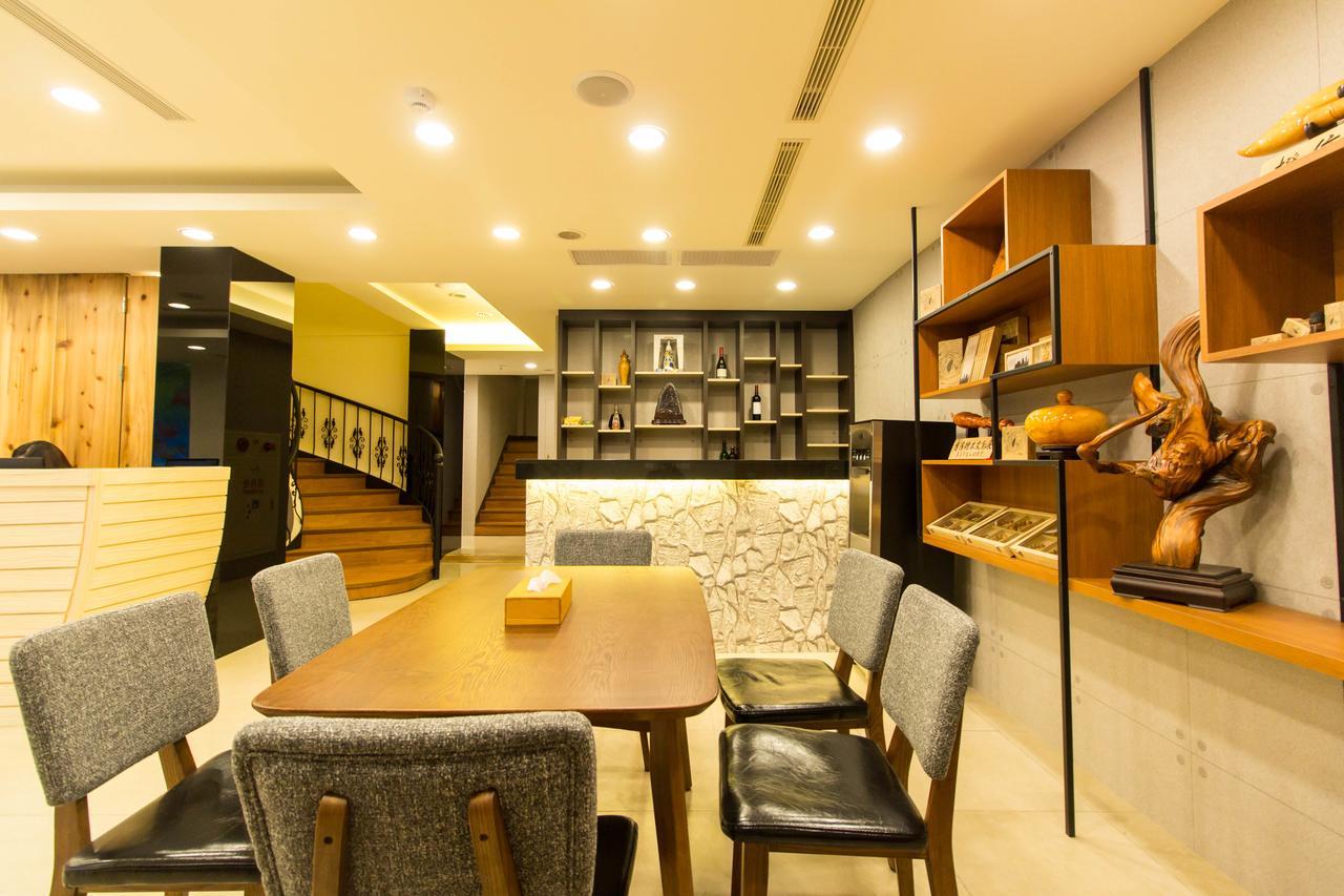 Ruocing Hot Spring Hotel Jiaoxi Exterior photo