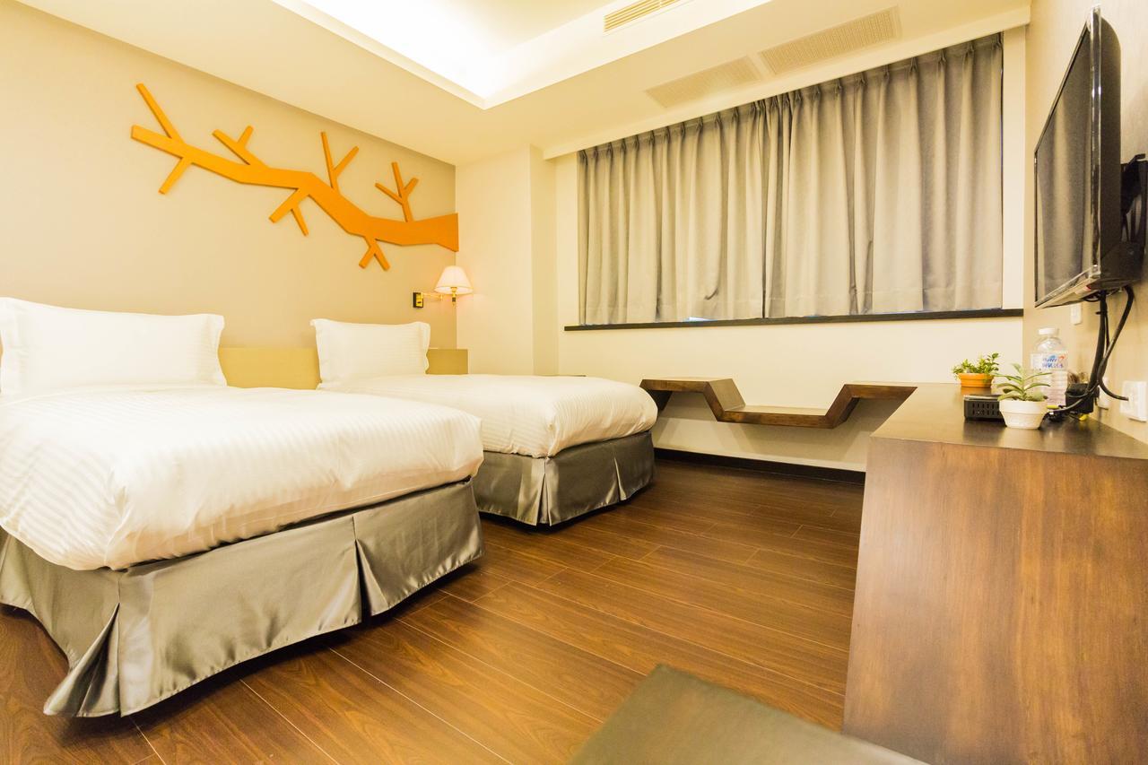 Ruocing Hot Spring Hotel Jiaoxi Exterior photo