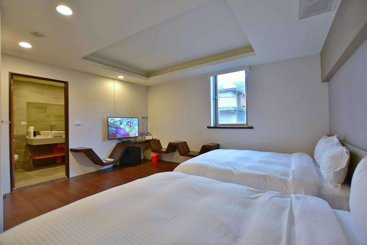 Ruocing Hot Spring Hotel Jiaoxi Exterior photo